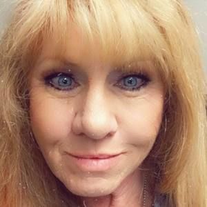 Meet your Posher, Deb